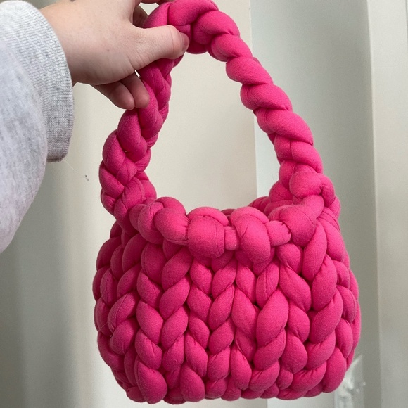 Handmade Handbags - Hot pink handmade chunky knit bag